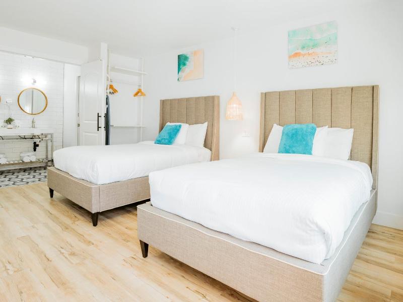 The Belmont Shore Inn image