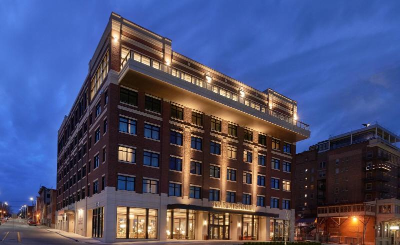 The Merrill Hotel, Muscatine, a Tribute Portfolio  image