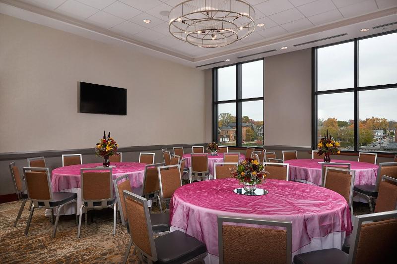 The Merrill Hotel, Muscatine, a Tribute Portfolio  image