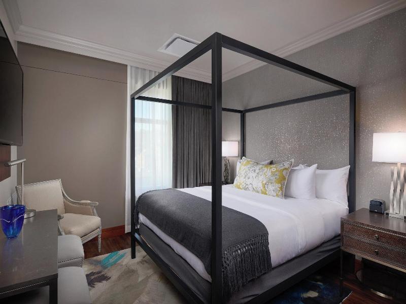 The Merrill Hotel, Muscatine, a Tribute Portfolio  image