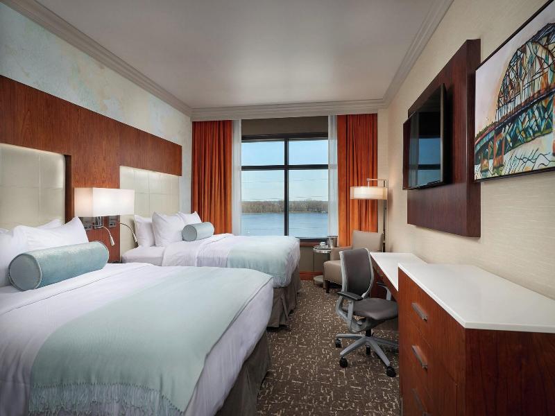 The Merrill Hotel, Muscatine, a Tribute Portfolio  image