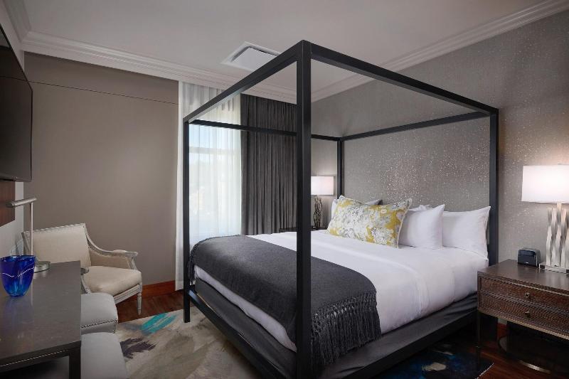 The Merrill Hotel, Muscatine, a Tribute Portfolio  image