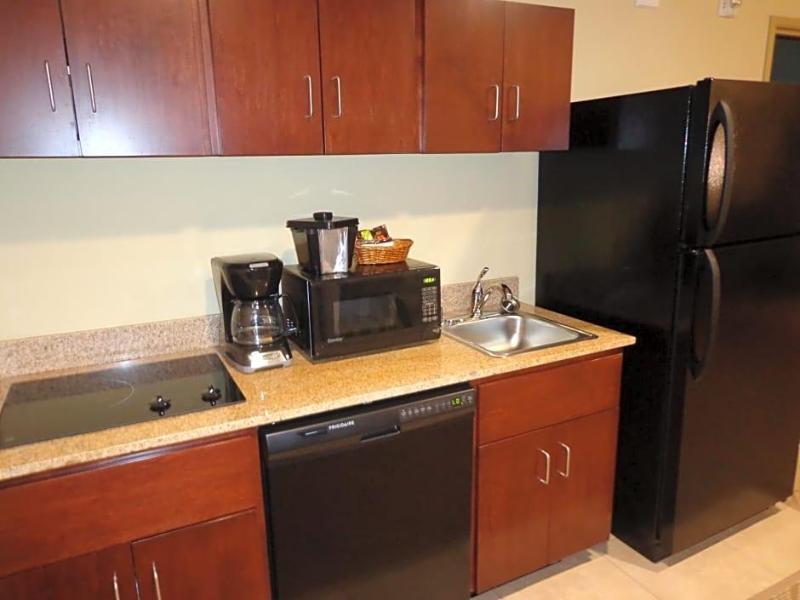 Comfort Inn & Suites Marquette - Prairie du Chien image