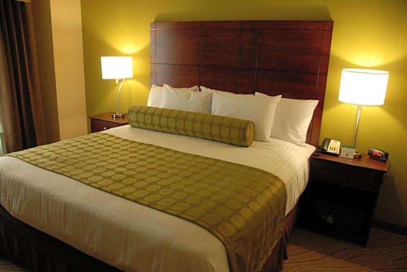 Comfort Inn & Suites Marquette - Prairie du Chien image