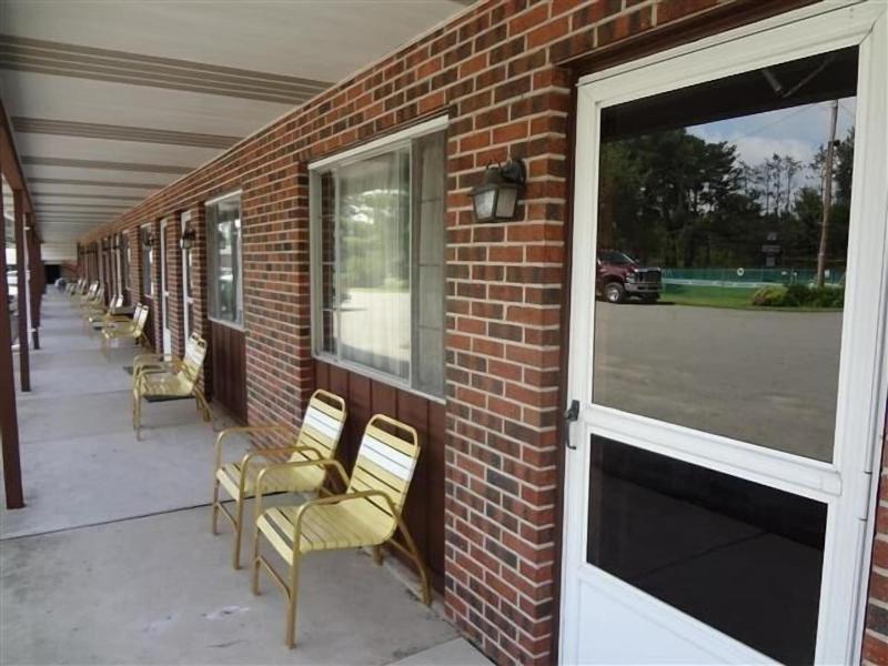 Sullivan Trail Inn & Suites image