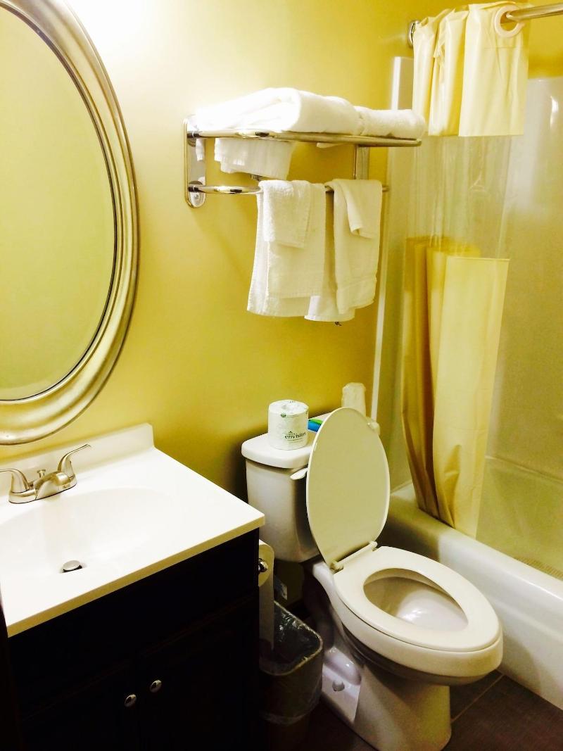 Sullivan Trail Inn & Suites image