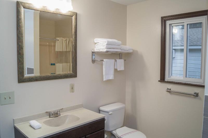 Sullivan Trail Inn & Suites image