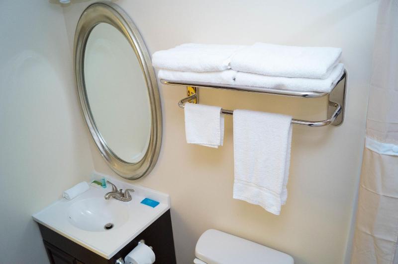 Sullivan Trail Inn & Suites image