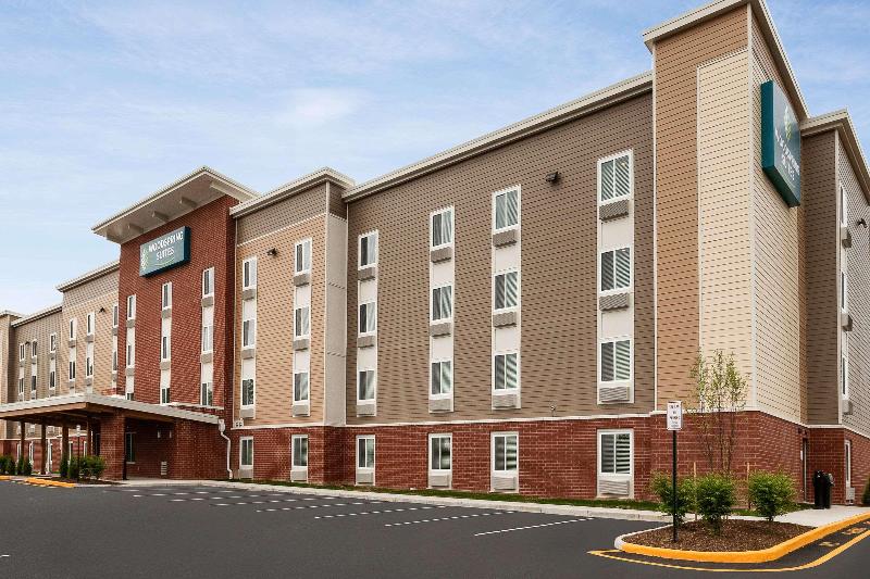 Woodspring Suites Quantico image