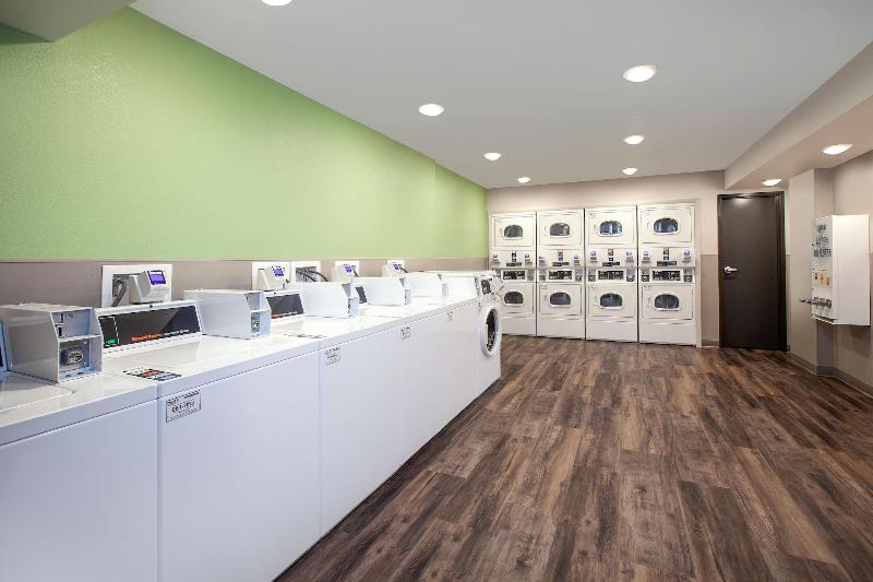 Woodspring Suites Quantico image