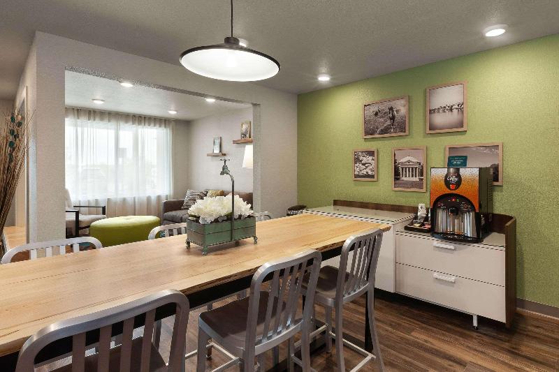 Woodspring Suites Quantico image