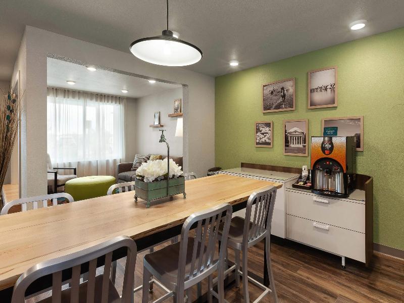 Woodspring Suites Quantico image