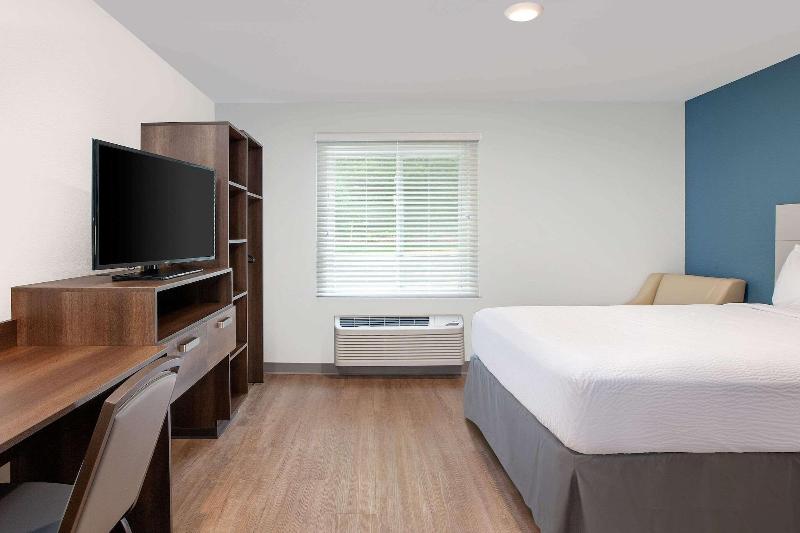 Woodspring Suites Quantico image