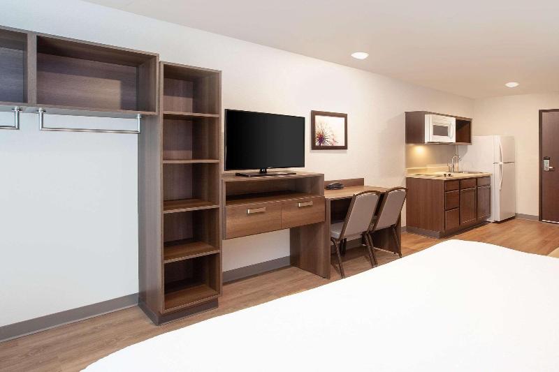Woodspring Suites Quantico image