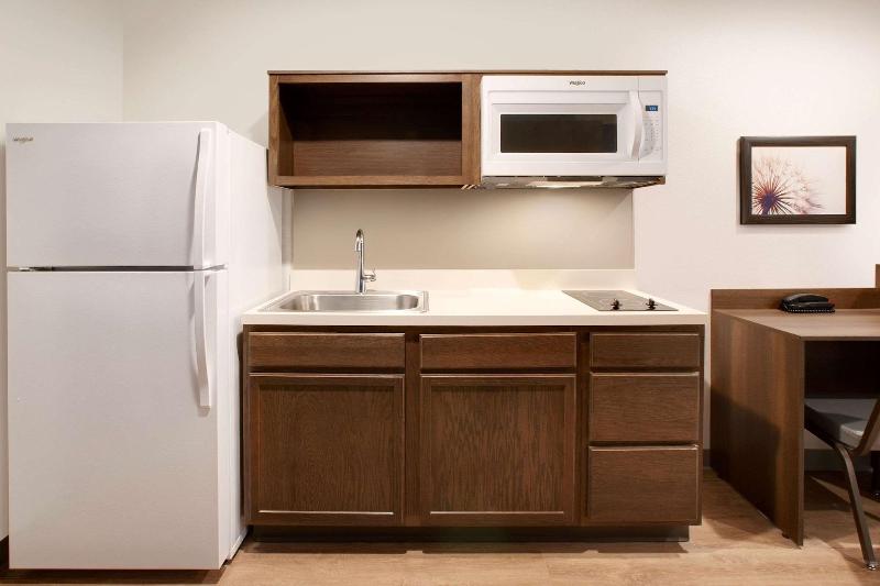 Woodspring Suites Quantico image