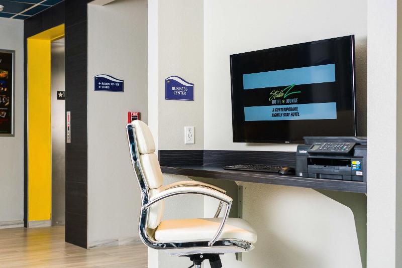 Studio Z Ascend Hotel Collection image