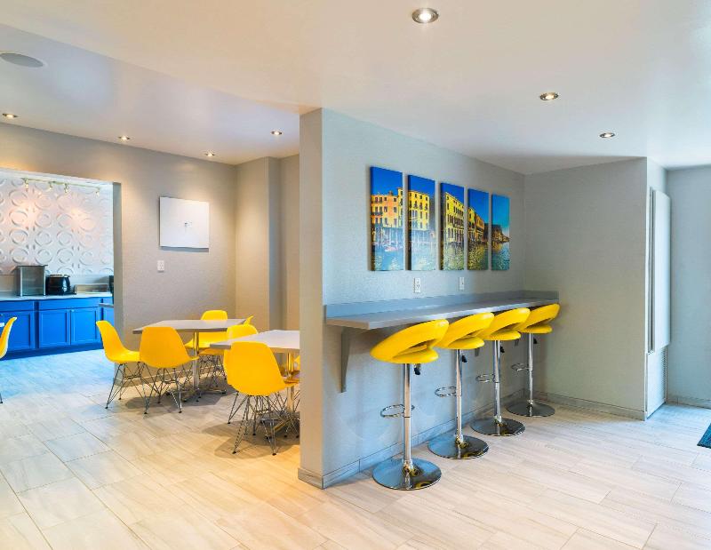Studio Z Ascend Hotel Collection image