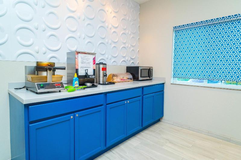 Studio Z Ascend Hotel Collection image