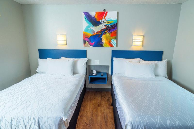 Studio Z Ascend Hotel Collection image