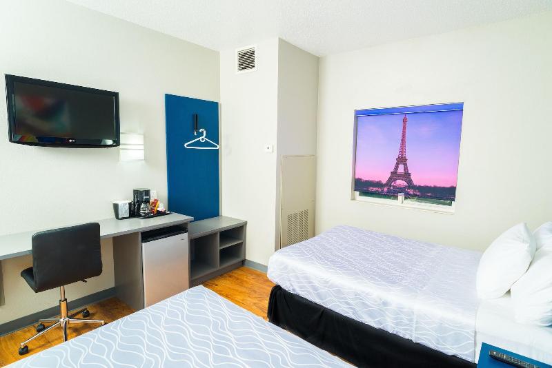 Studio Z Ascend Hotel Collection image