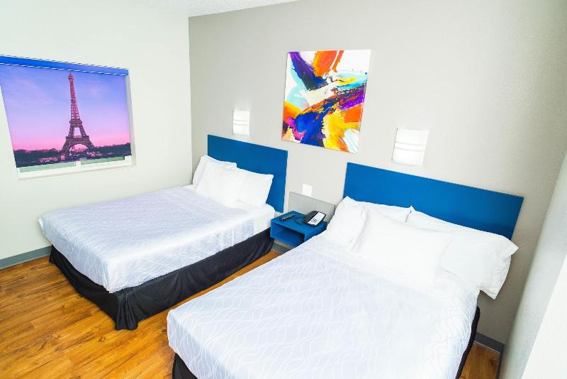Studio Z Ascend Hotel Collection image
