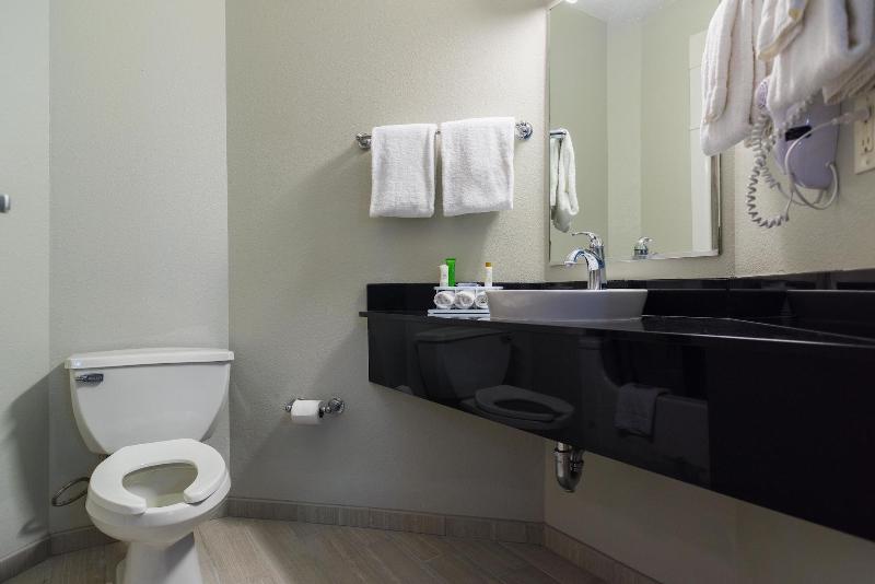 Studio Z Ascend Hotel Collection image