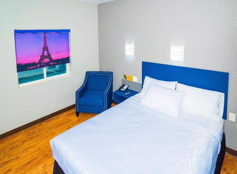 Studio Z Ascend Hotel Collection image