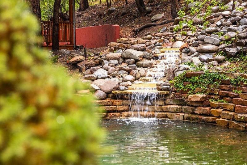 Ruidoso Lodge Cabins image