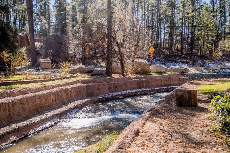 Ruidoso Lodge Cabins image