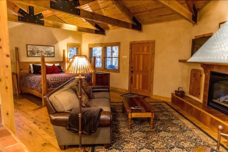 Ruidoso Lodge Cabins image