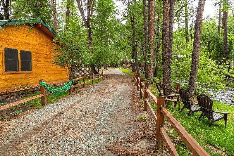 Ruidoso Lodge Cabins image