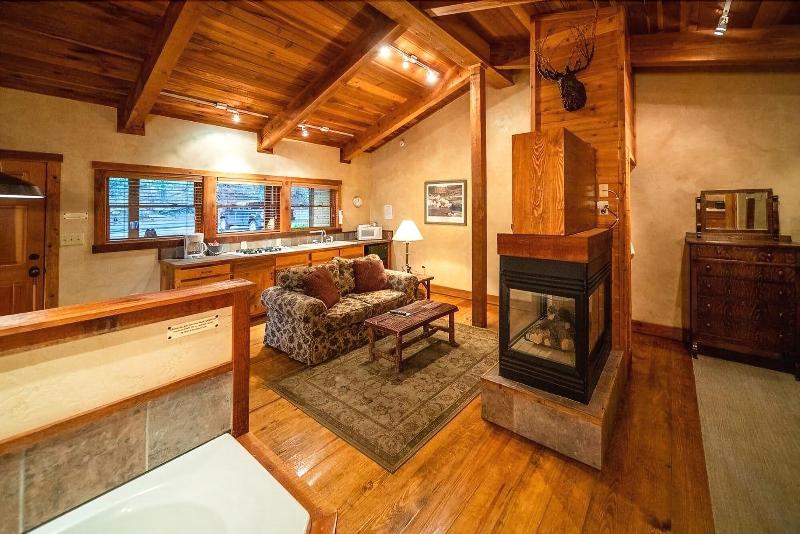 Ruidoso Lodge Cabins image