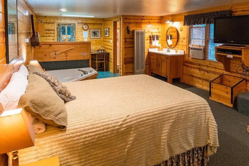 Ruidoso Lodge Cabins image