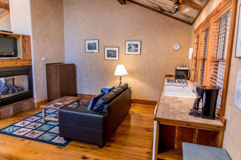 Ruidoso Lodge Cabins image