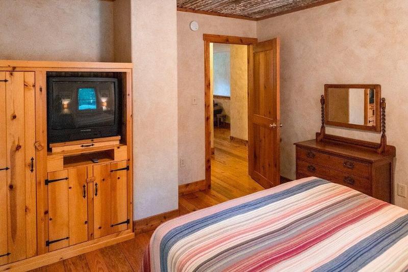 Ruidoso Lodge Cabins image