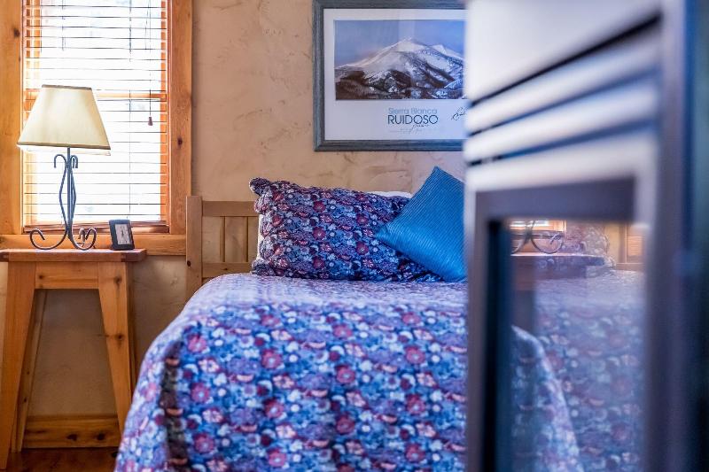 Ruidoso Lodge Cabins image