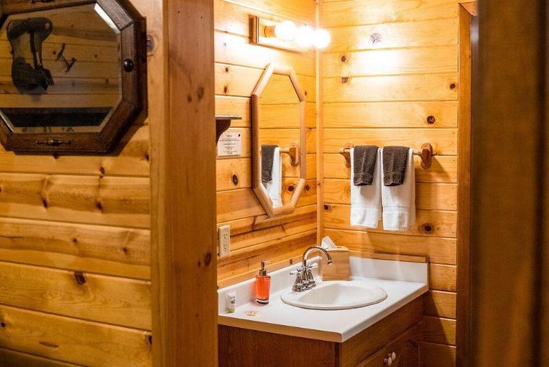 Ruidoso Lodge Cabins image