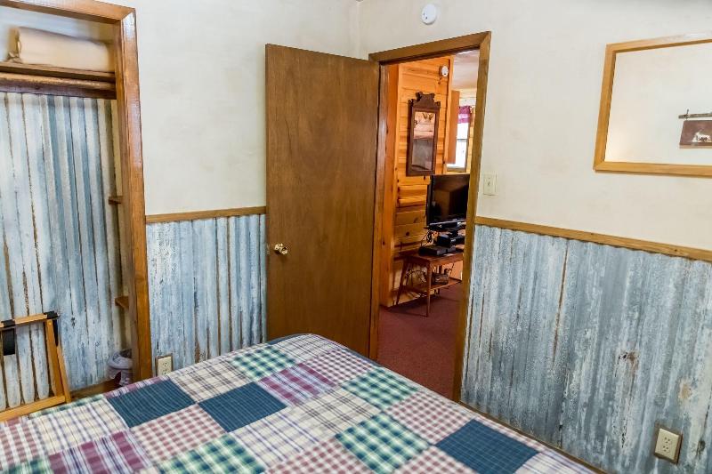 Ruidoso Lodge Cabins image