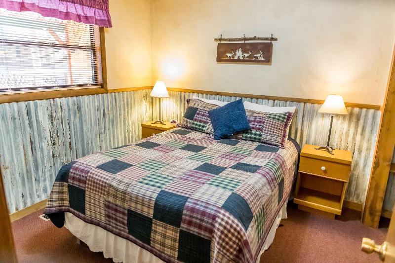 Ruidoso Lodge Cabins image