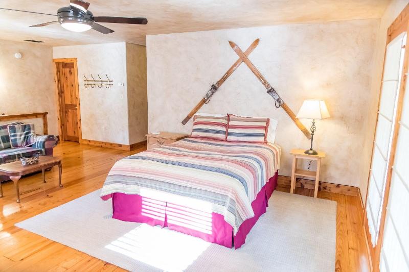 Ruidoso Lodge Cabins image