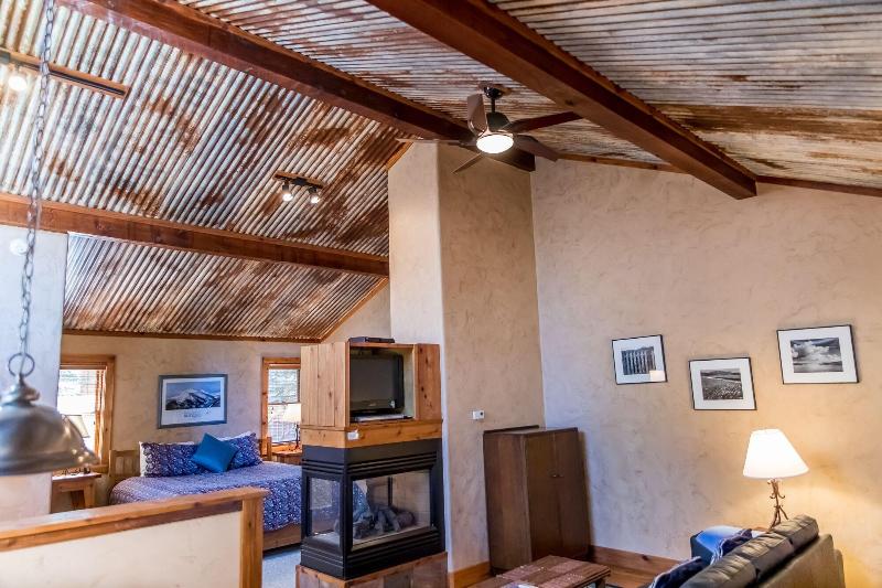 Ruidoso Lodge Cabins image