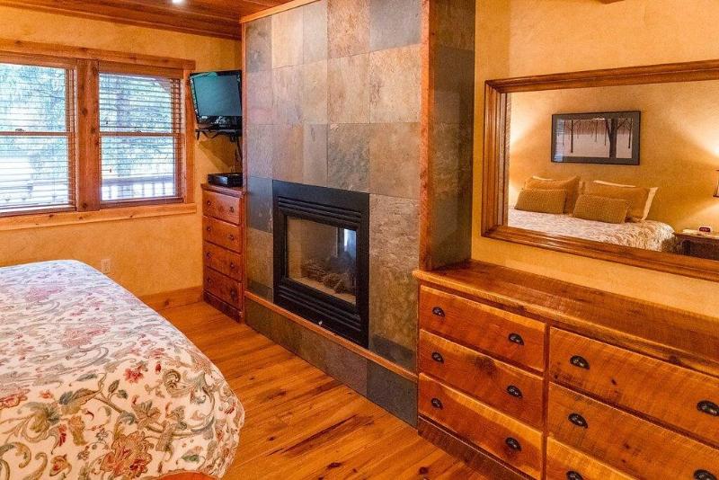 Ruidoso Lodge Cabins image