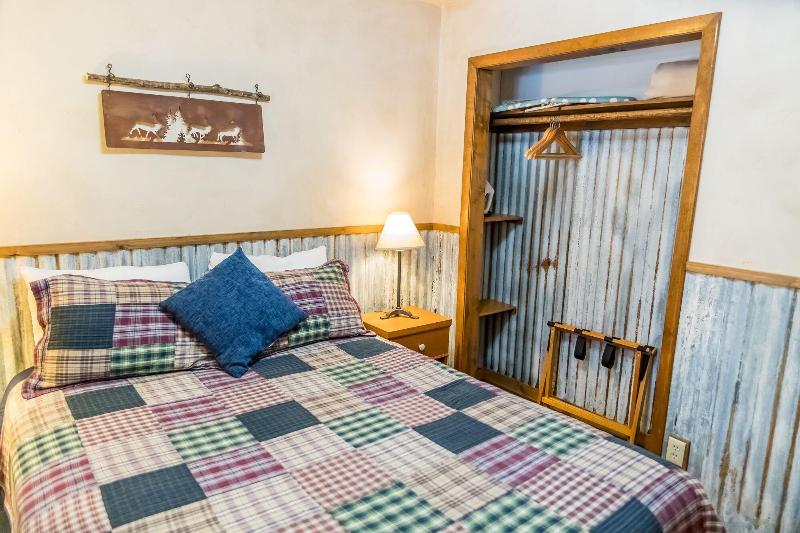 Ruidoso Lodge Cabins image