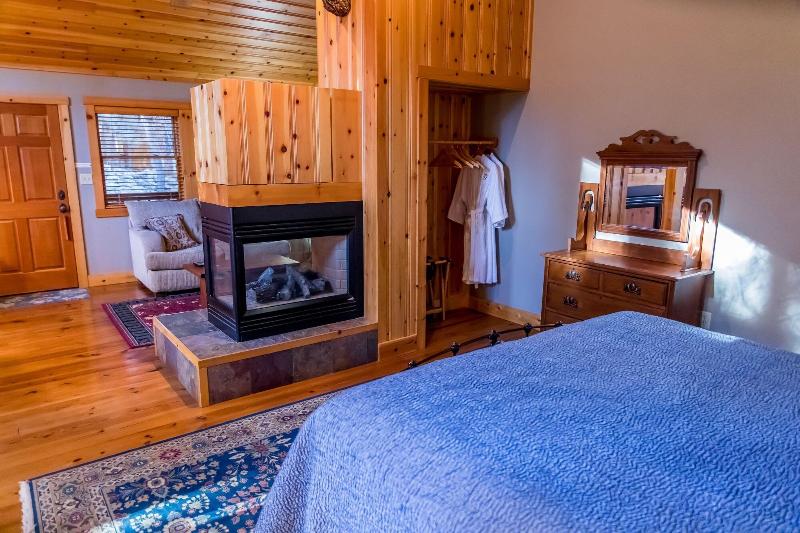 Ruidoso Lodge Cabins image
