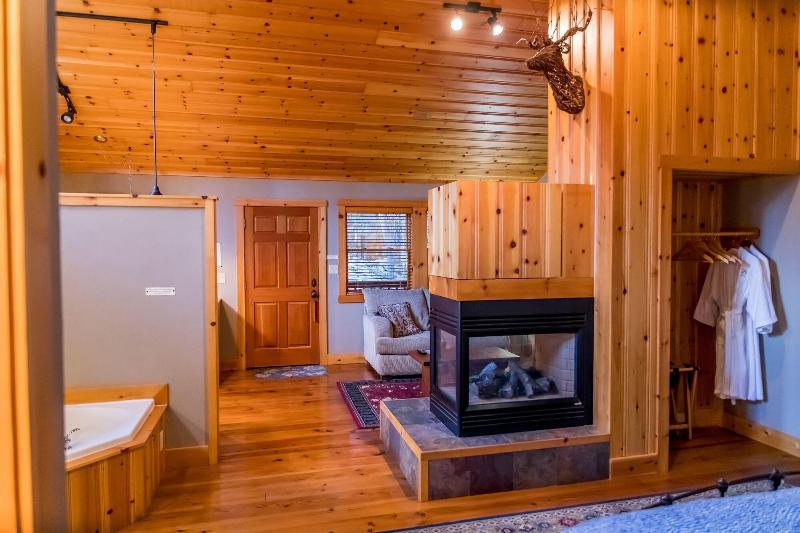 Ruidoso Lodge Cabins image