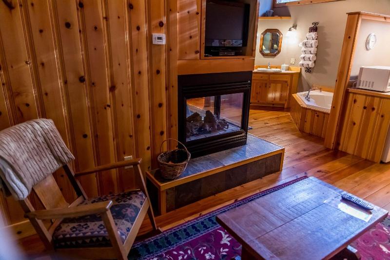 Ruidoso Lodge Cabins image