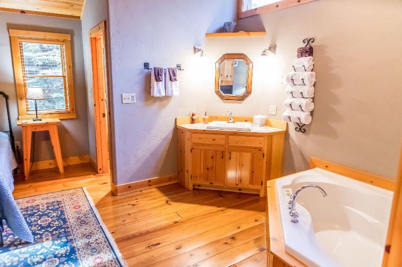 Ruidoso Lodge Cabins image