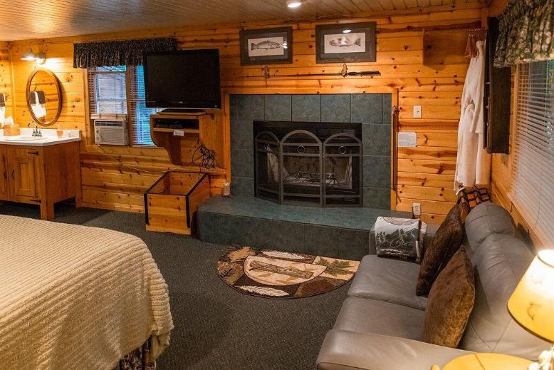 Ruidoso Lodge Cabins image