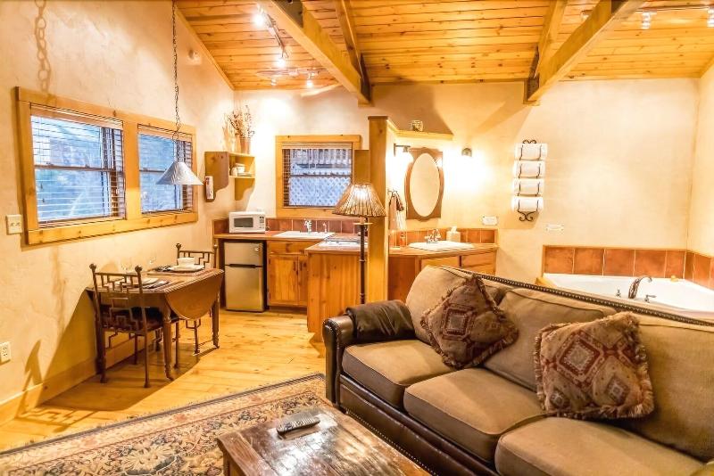 Ruidoso Lodge Cabins image