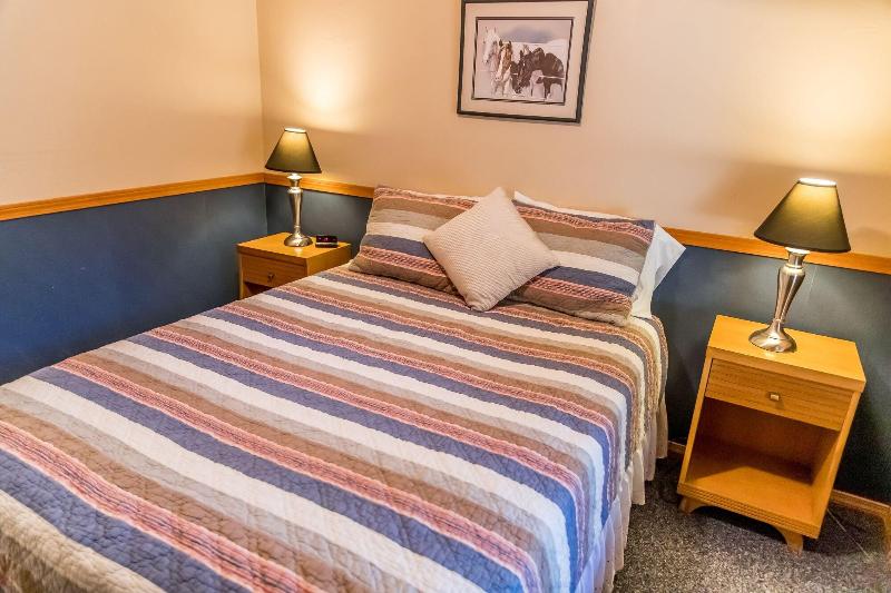 Ruidoso Lodge Cabins image
